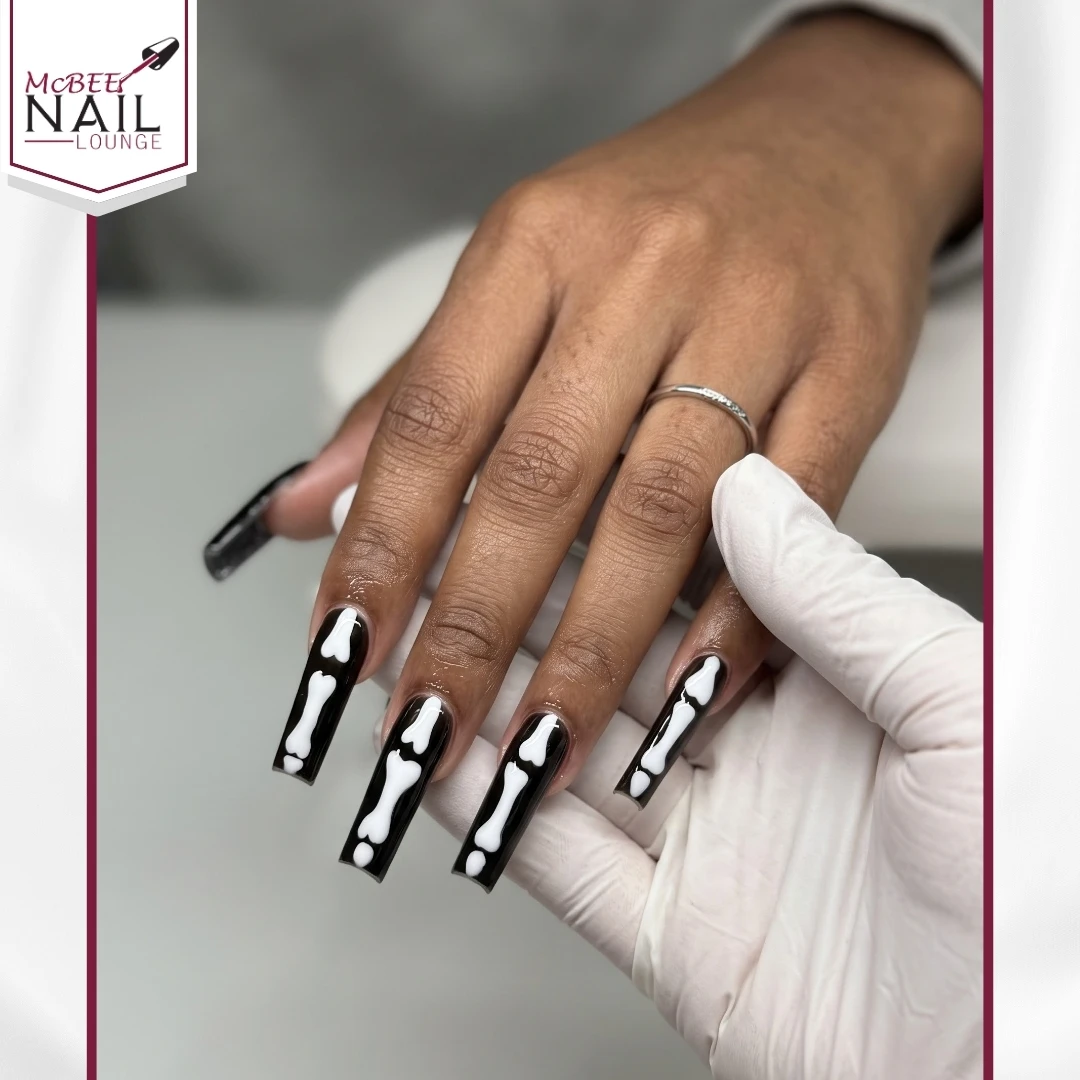 Gel nails art